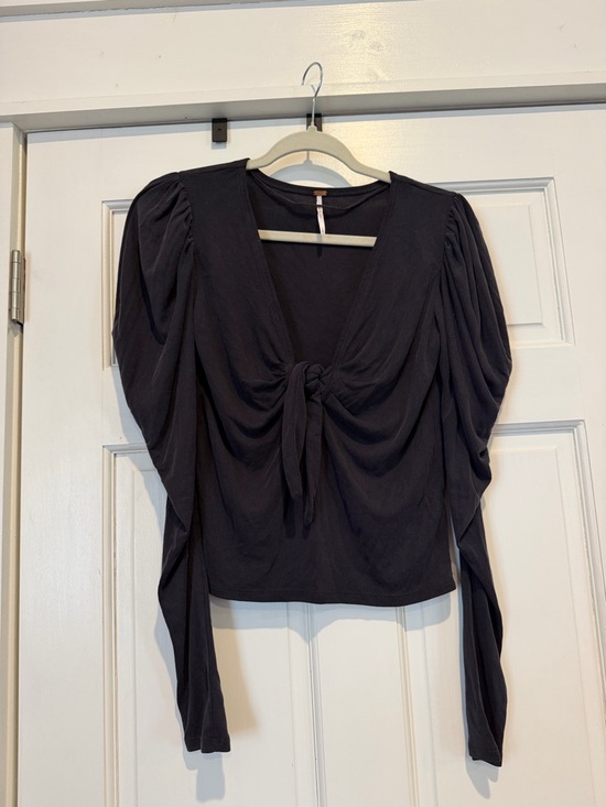 Free People Tops - Free People Black Tie-Front Puff Sleeve Top